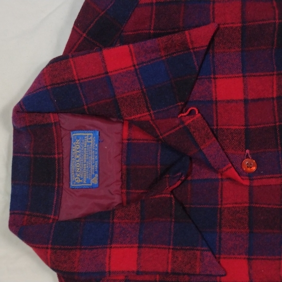Vintage Pendleton button wool shirt. - Picture 2 of 12